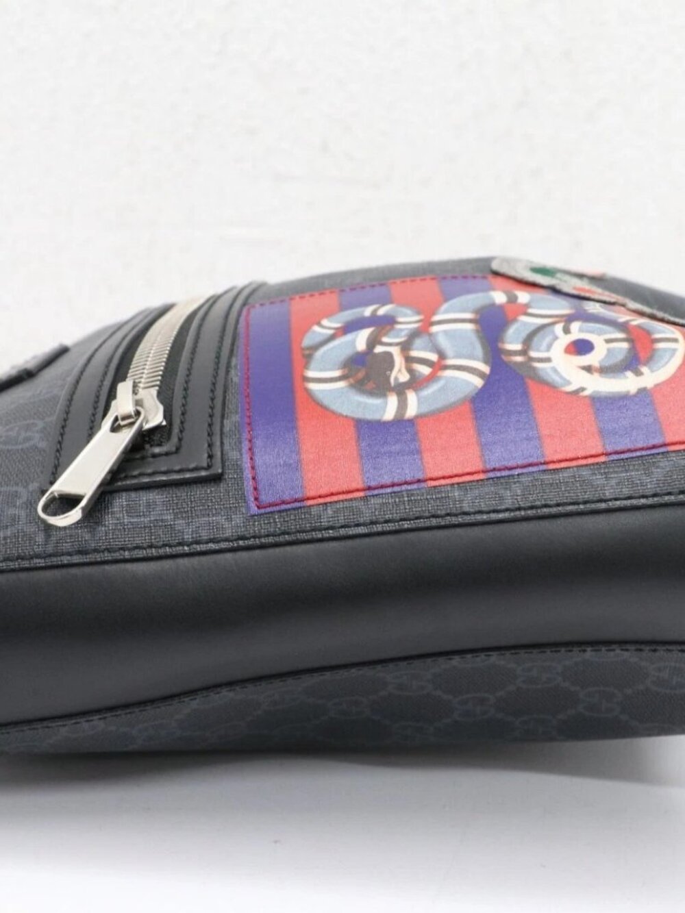 Gucci GG Supreme Monogram Night Courrier Messenger Bag 474137 - Picture 6 of 15